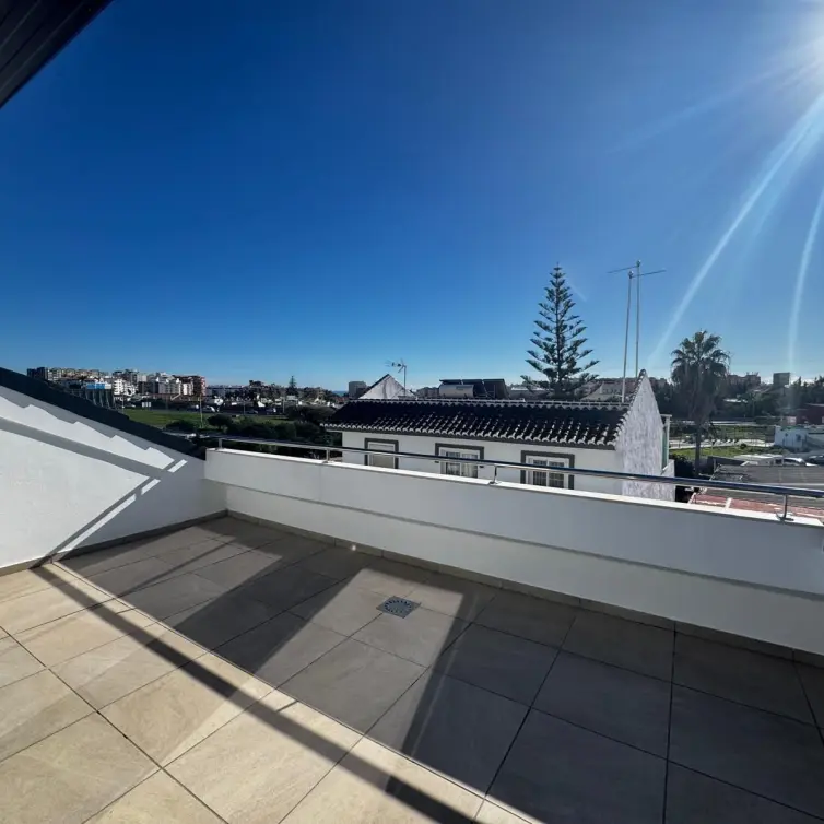 Venta de apartamento en planta media en Fuengirola
