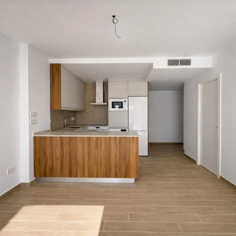 Venta de apartamento en planta media en Fuengirola