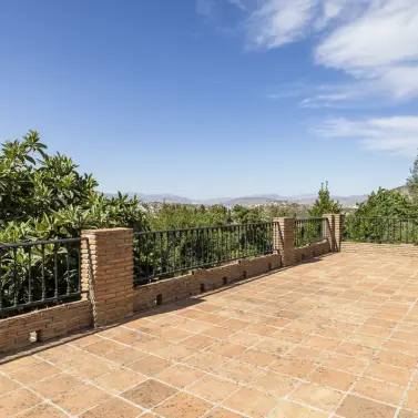 Продажа  отдельно стоящей виллы в Coín