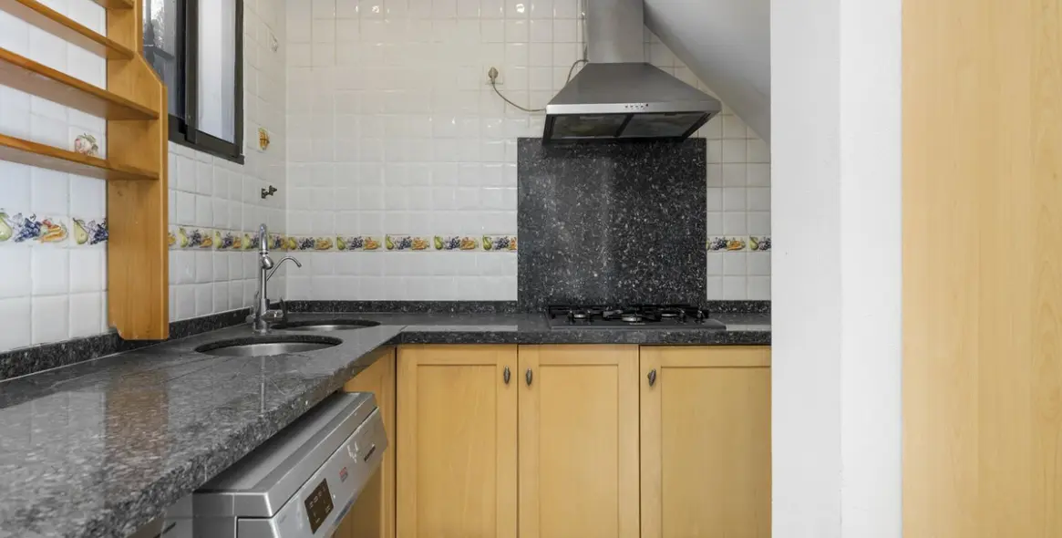 Продажа  отдельно стоящей виллы в Coín 14