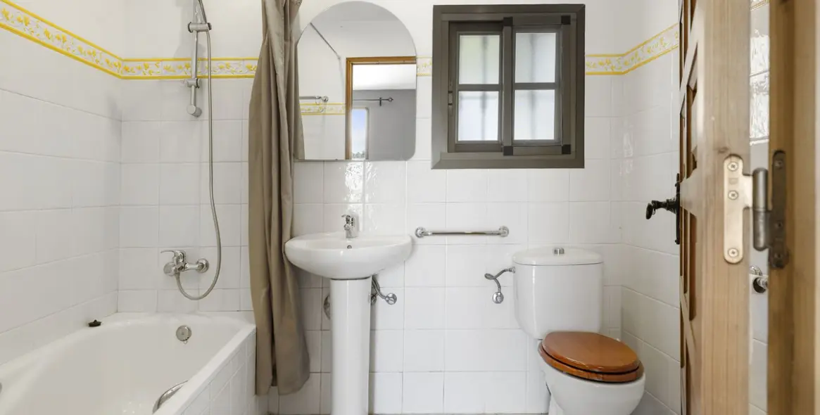 Продажа  отдельно стоящей виллы в Coín 20