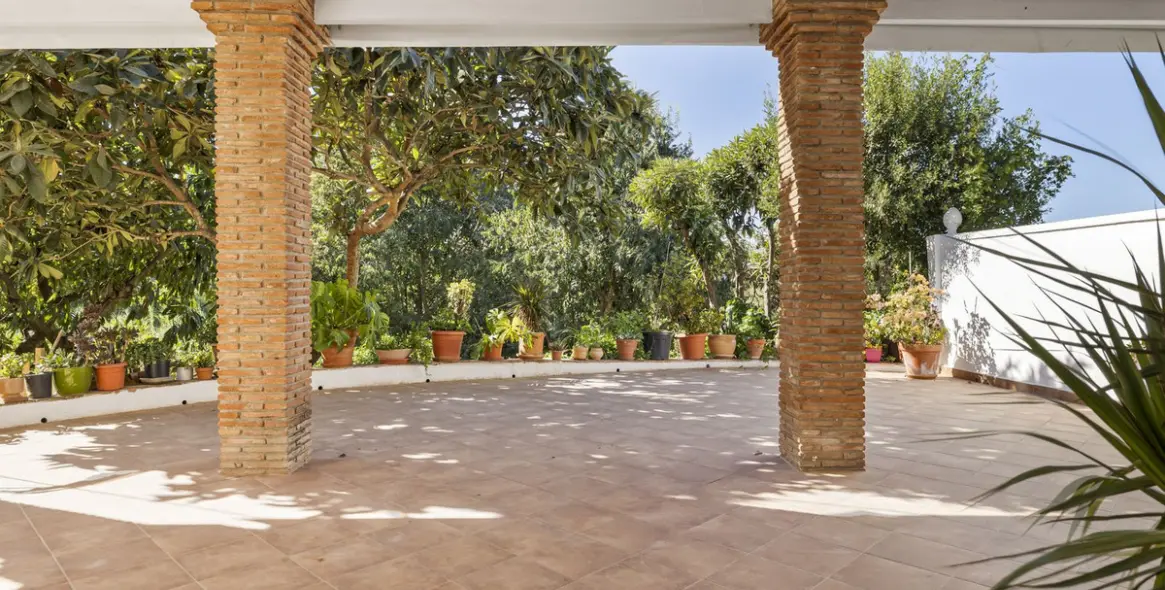 Продажа  отдельно стоящей виллы в Coín 25