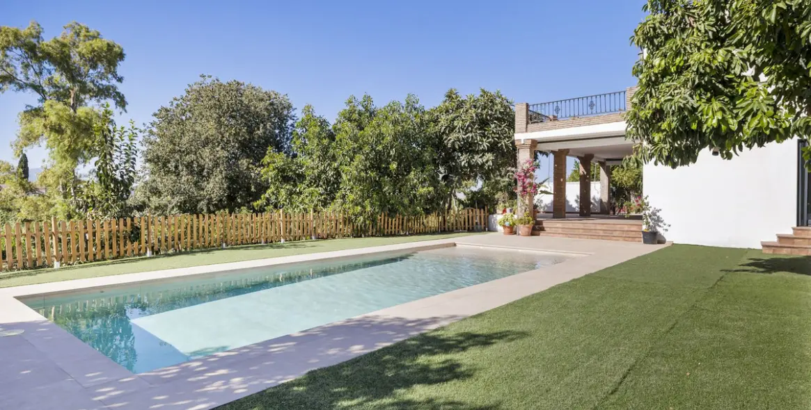 Продажа  отдельно стоящей виллы в Coín 27