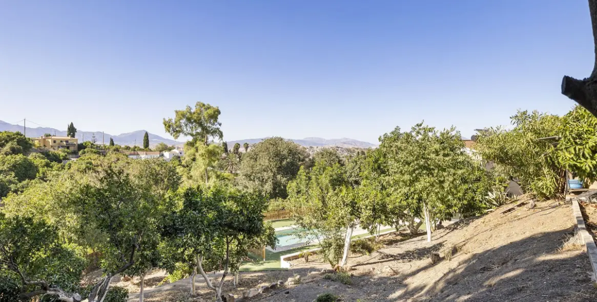 Продажа  отдельно стоящей виллы в Coín 29