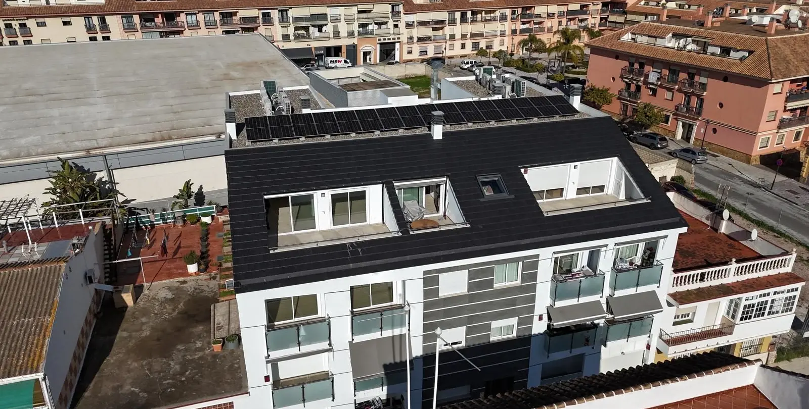 Venta de apartamento en planta media en Fuengirola 1