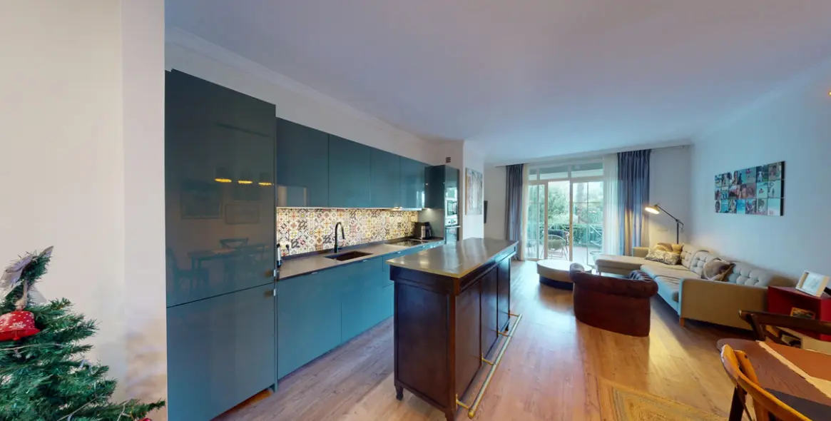 Venta de apartamento en planta baja en Guadalmina Alta 2