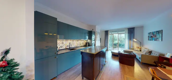 Venta de apartamento en planta baja en Guadalmina Alta 1