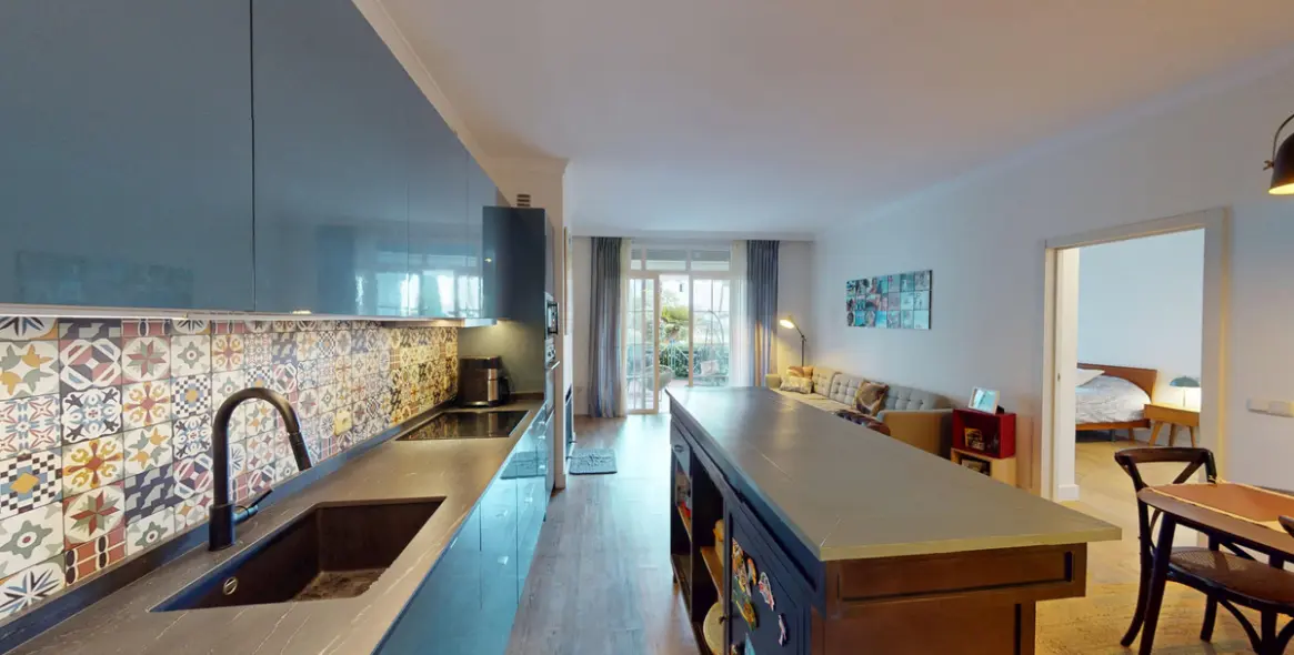 Venta de apartamento en planta baja en Guadalmina Alta 12