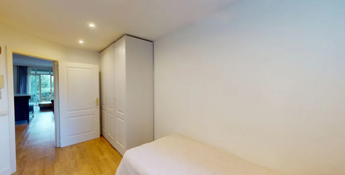 Venta de apartamento en planta baja en Guadalmina Alta 21