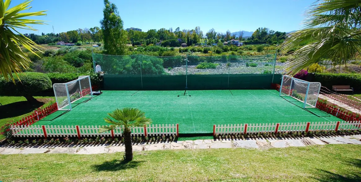 Venta de apartamento en planta baja en Guadalmina Alta 24
