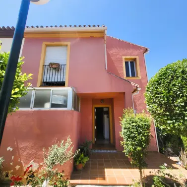 Sale of semi-detached house in Estepona