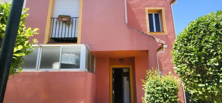 Sale of semi-detached house in Estepona 1