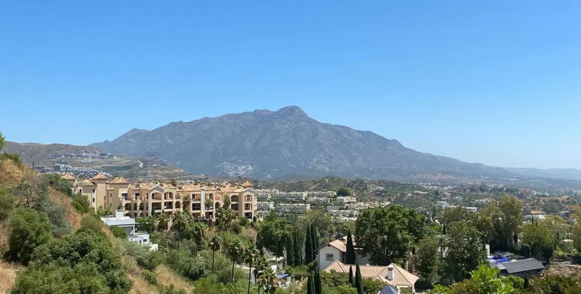 Venta de apartamento en planta baja en Monte Halcones 20