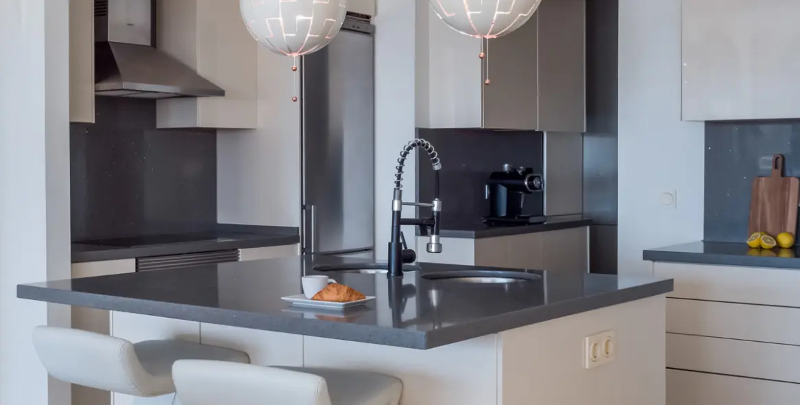 Sale of penthouse in La Duquesa 23