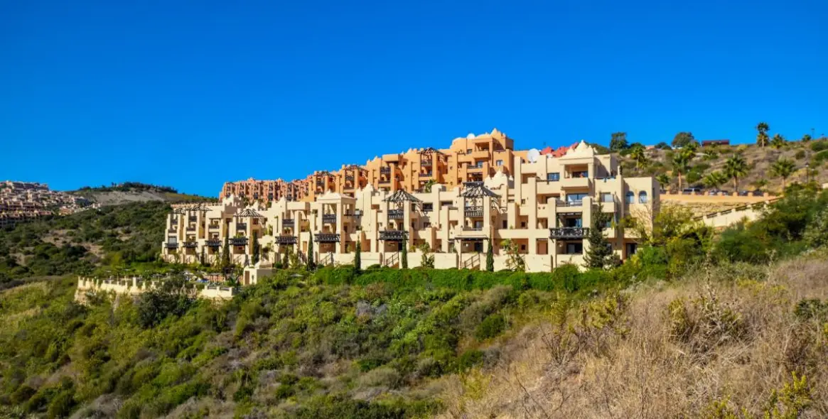 Sale of penthouse in La Duquesa 50