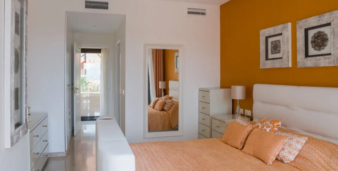 Sale of penthouse in La Duquesa 69