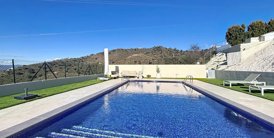 Продажа финки в Vélez-Málaga 2