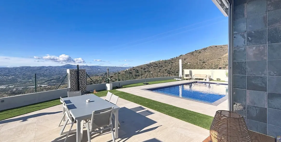 Продажа финки в Vélez-Málaga 14