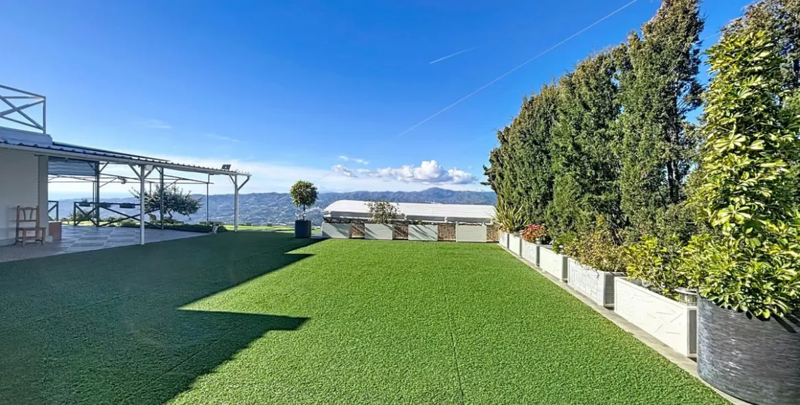 Продажа финки в Vélez-Málaga 48