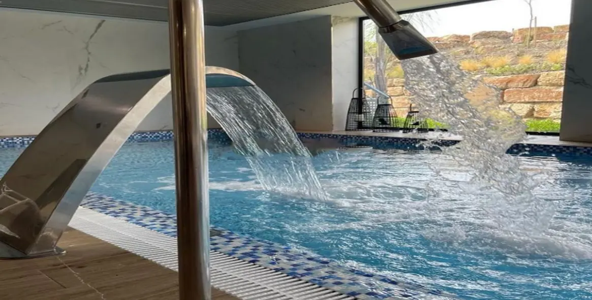 Venta de apartamento en planta baja en Selwo 38