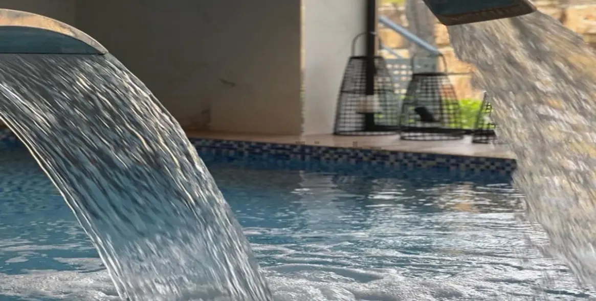 Venta de apartamento en planta baja en Selwo 40