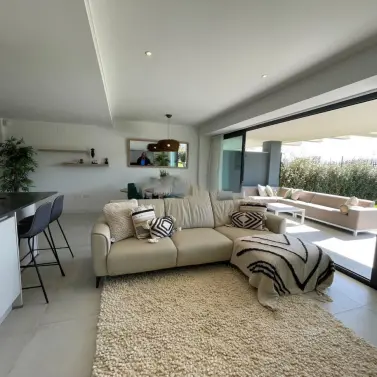 Sale of ground floor apartment in Selwo