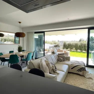 Sale of ground floor apartment in Selwo