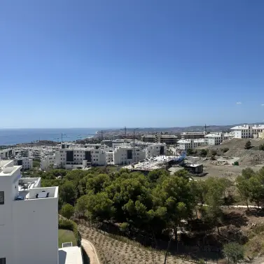 Продажа двухуровневого пентхауса в Fuengirola