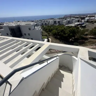 Продажа двухуровневого пентхауса в Fuengirola