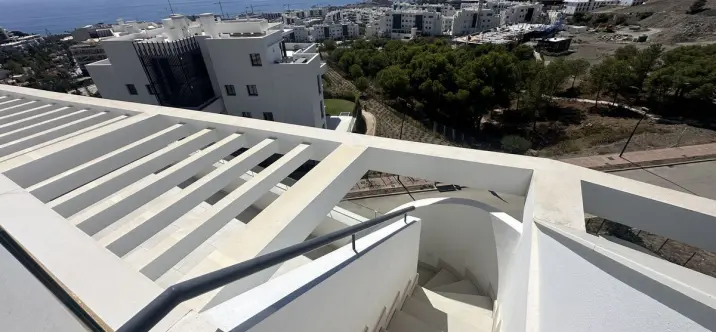 Продажа двухуровневого пентхауса в Fuengirola 4