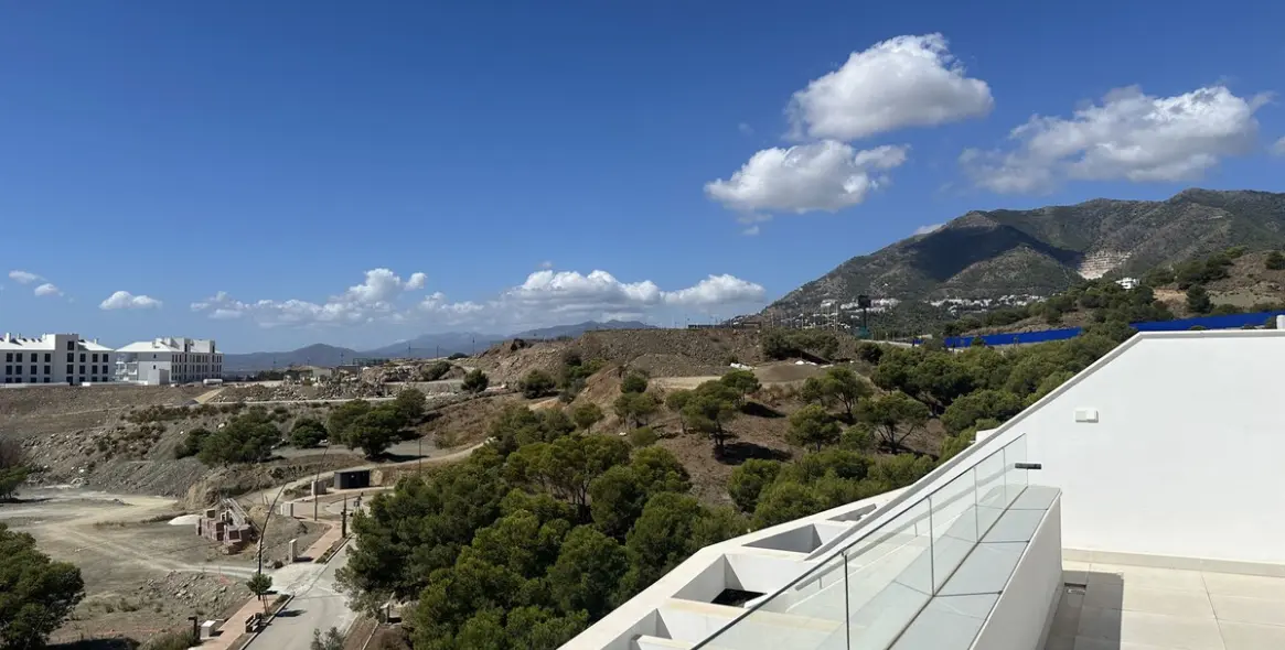 Продажа двухуровневого пентхауса в Fuengirola 8