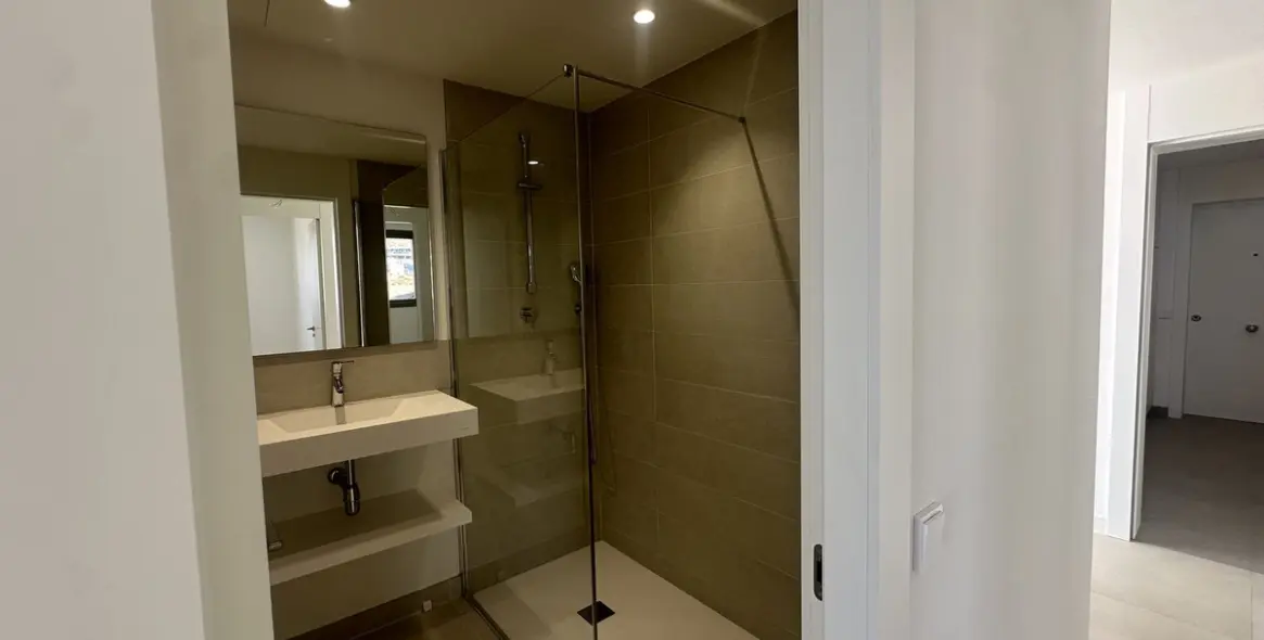 Sale of penthouse duplex in Fuengirola 25