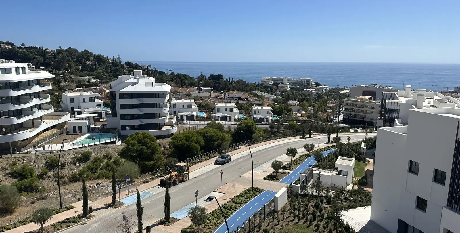 Продажа двухуровневого пентхауса в Fuengirola 1