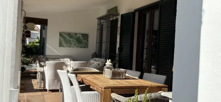 Venta de villa independiente en New Golden Mile 4