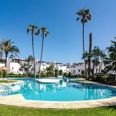 Sale of semi-detached house in San Pedro de Alcántara