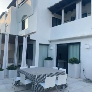 Sale of semi-detached house in San Pedro de Alcántara