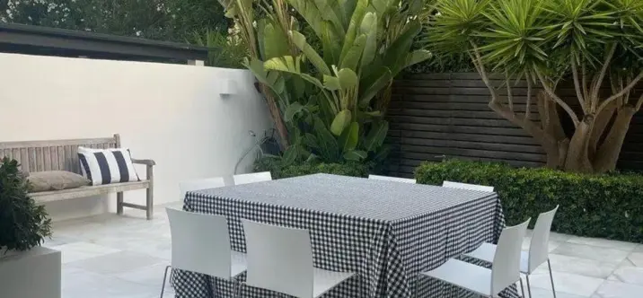 Sale of semi-detached house in San Pedro de Alcántara 2