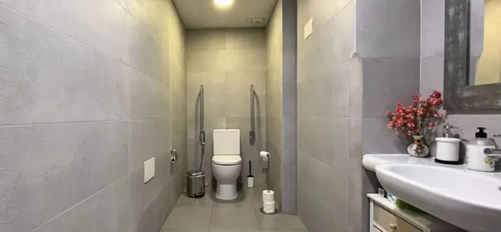 Sale of commercial premises in Marbella 4