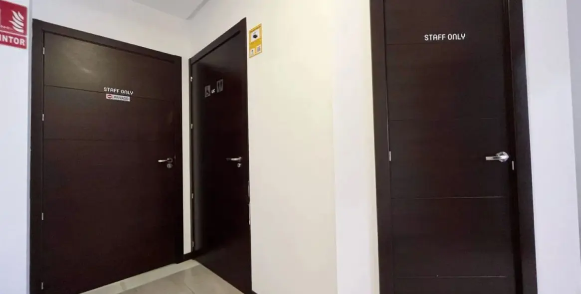 Sale of commercial premises in Marbella 10