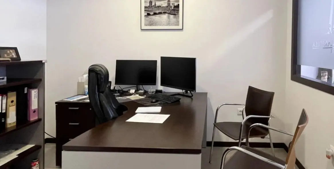 Sale of commercial premises in Marbella 17