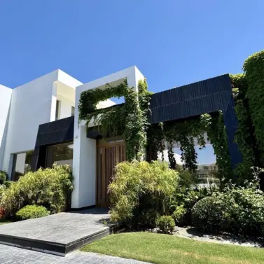 Sale of detached villa in Los Flamingos