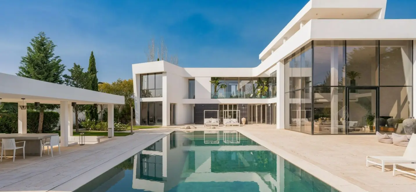 Sale of detached villa in Los Flamingos 0