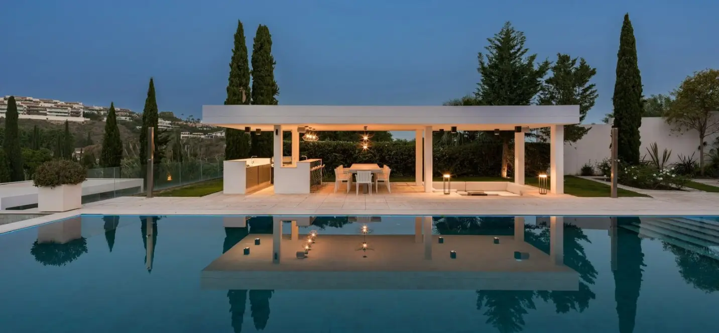 Sale of detached villa in Los Flamingos 2