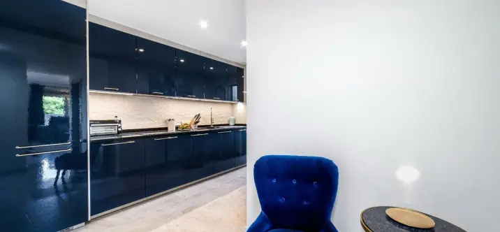 Краткосрочная аренда апартаментов на среднем этаже в Puerto Banús 2