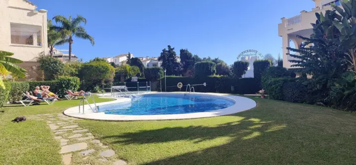 Долгосрочная аренда апартаментов на первом этаже в Estepona 2