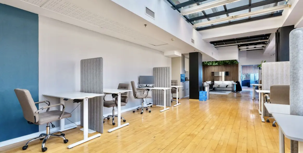 Long-term rent of office in Marbella 10