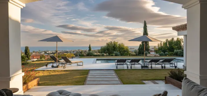Sale of detached villa in Los Flamingos 1