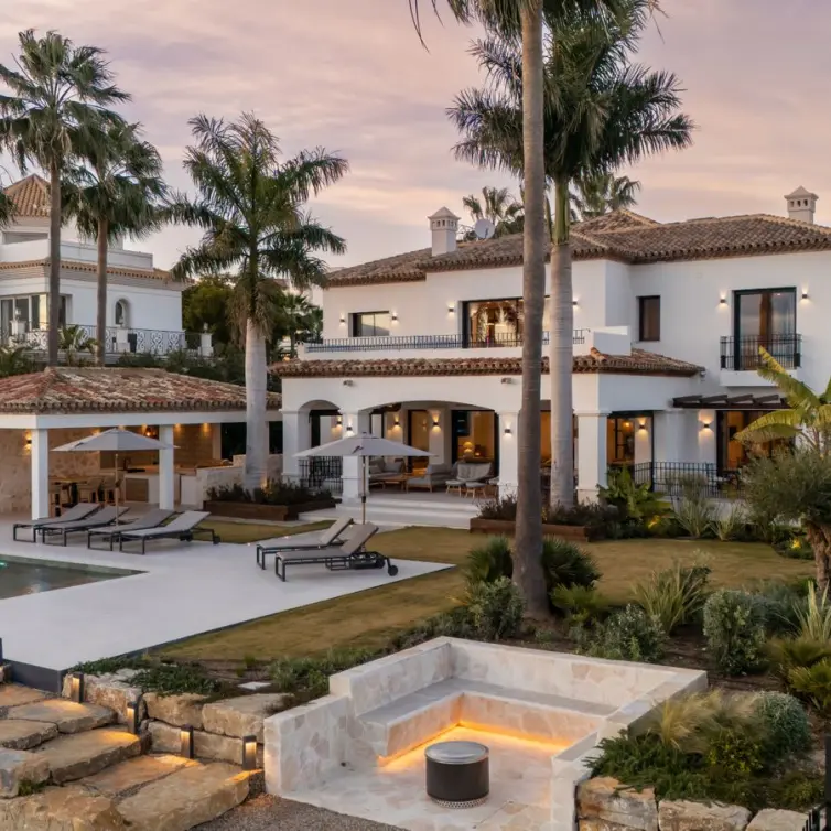 Venta de villa independiente en Los Flamingos