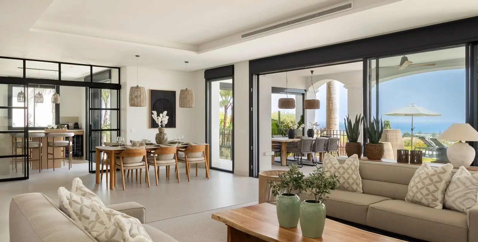 Venta de villa independiente en Los Flamingos 7