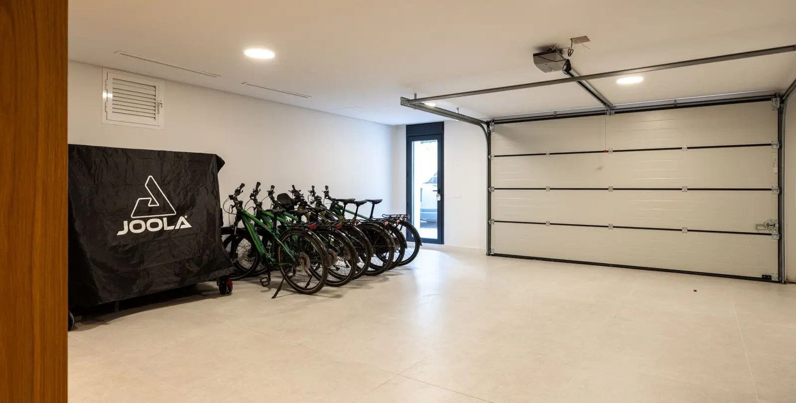 Venta de villa independiente en Los Flamingos 29